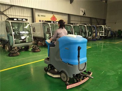 小林清潔 工廠駕駛式洗地機(jī)專(zhuān)家與濟(jì)寧地區(qū)的全方位保潔服務(wù)